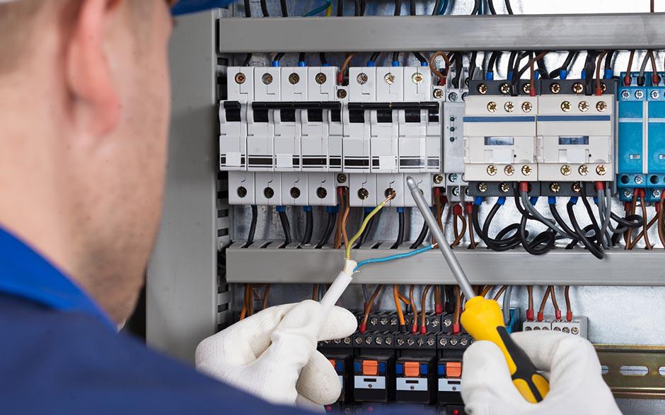 travail électricien Argenteuil