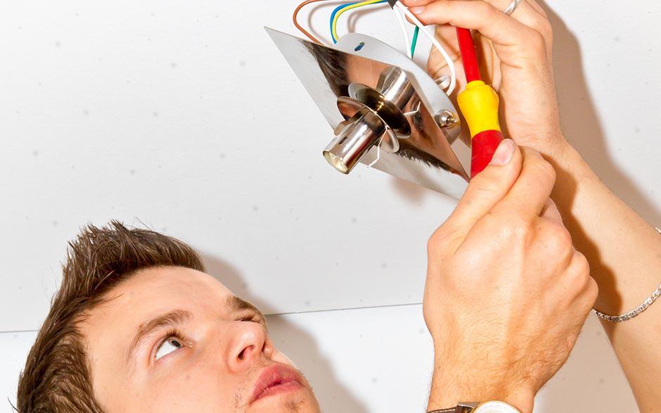 travail électricien Argenteuil